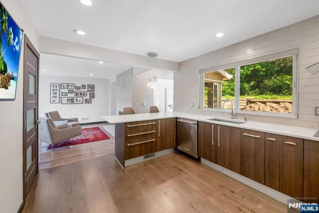 247 Glenwood Avenue, Leonia, NJ 07605