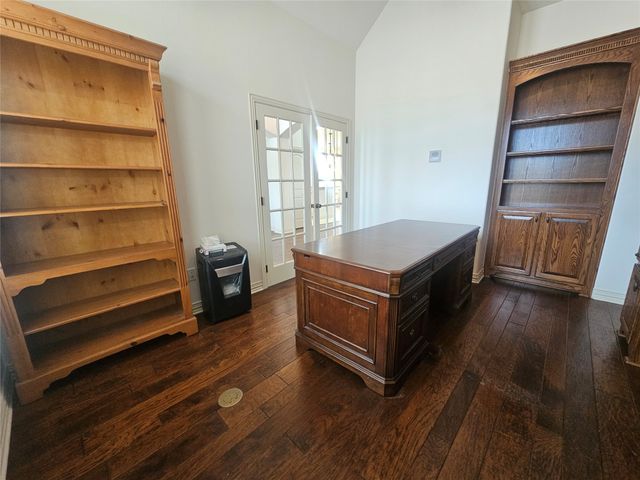 1103 Mallard Way, Granbury, TX 76048