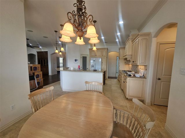 1103 Mallard Way, Granbury, TX 76048