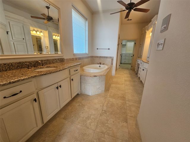 1103 Mallard Way, Granbury, TX 76048