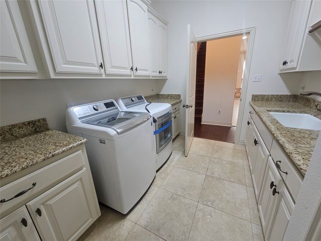 1103 Mallard Way, Granbury, TX 76048