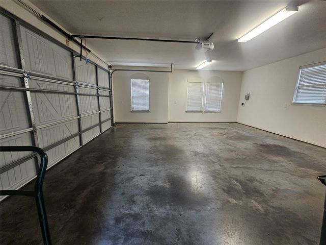 1103 Mallard Way, Granbury, TX 76048