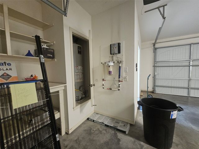 1103 Mallard Way, Granbury, TX 76048