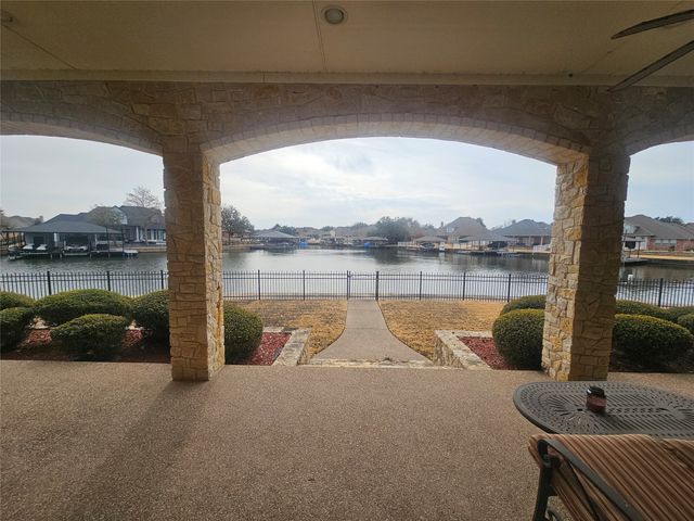 1103 Mallard Way, Granbury, TX 76048