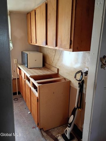 408 Williams Street, Troy, NY 12180