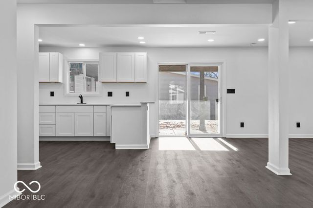 804 S Albany Street, Selma, IN 47383