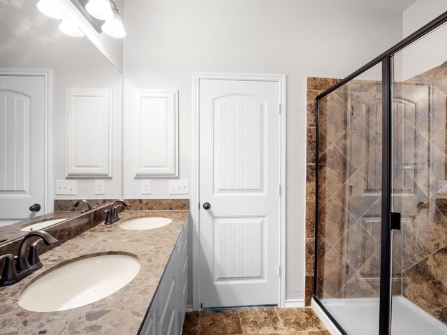 1008 Bowline DR, Georgetown, TX 78633