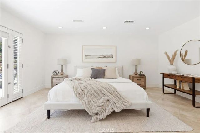 24932 Wells Fargo, Laguna Hills, CA 92653