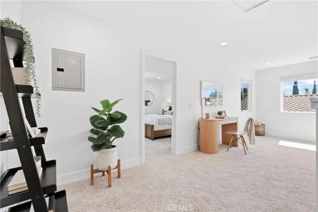 24932 Wells Fargo, Laguna Hills, CA 92653
