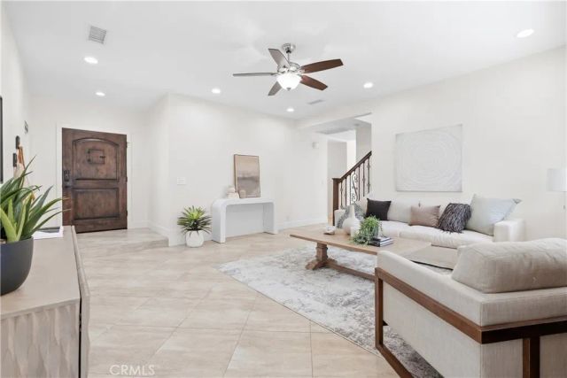 24932 Wells Fargo, Laguna Hills, CA 92653