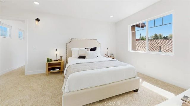 24932 Wells Fargo, Laguna Hills, CA 92653