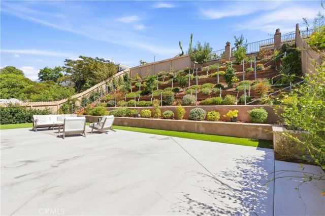 24932 Wells Fargo, Laguna Hills, CA 92653