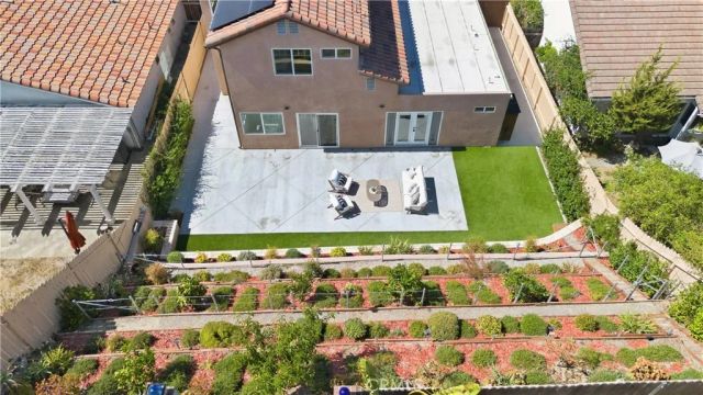 24932 Wells Fargo, Laguna Hills, CA 92653