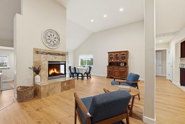 17843 Lake Forest Dr, Penn Valley, CA 95946