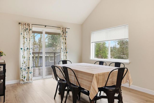 17843 Lake Forest Dr, Penn Valley, CA 95946