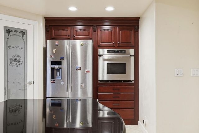 17843 Lake Forest Dr, Penn Valley, CA 95946