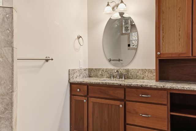 17843 Lake Forest Dr, Penn Valley, CA 95946