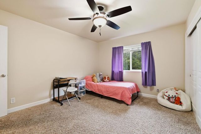 17843 Lake Forest Dr, Penn Valley, CA 95946