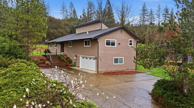 17843 Lake Forest Dr, Penn Valley, CA 95946