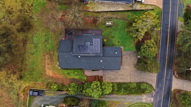 17843 Lake Forest Dr, Penn Valley, CA 95946