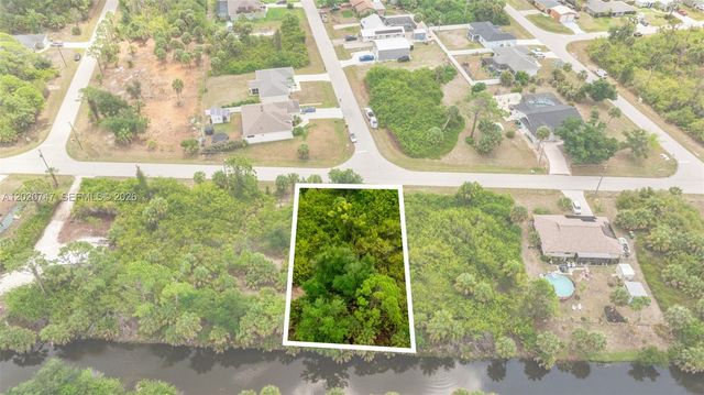7061 W Sea Mist Drive, Port Charlotte, FL 33981