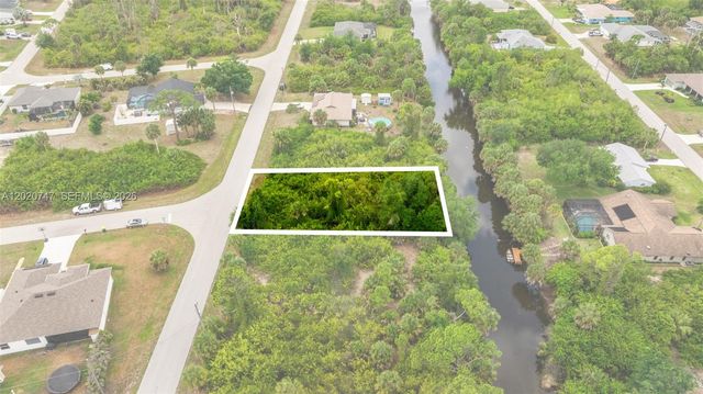 7061 W Sea Mist Drive, Port Charlotte, FL 33981
