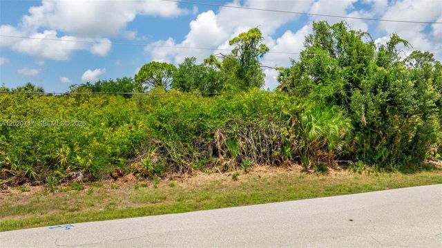 7061 W Sea Mist Drive, Port Charlotte, FL 33981