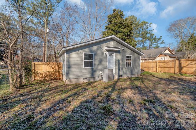 401 Golf Course Road, Winnsboro, SC 29180