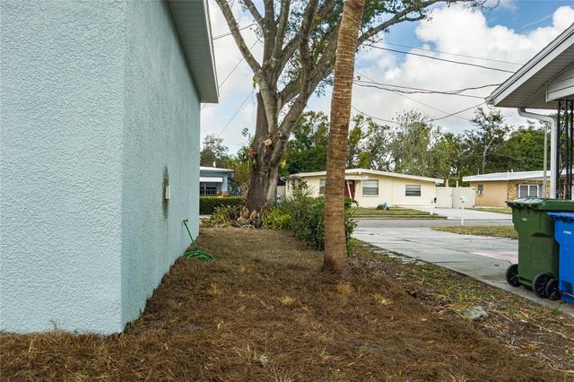 305 19TH STREET EAST, Bradenton, FL 34208