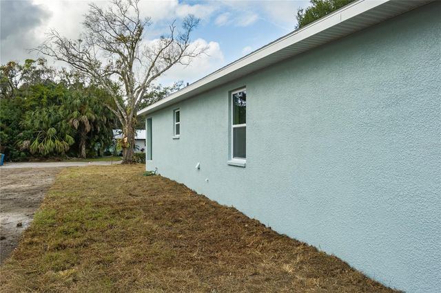 305 19TH STREET EAST, Bradenton, FL 34208