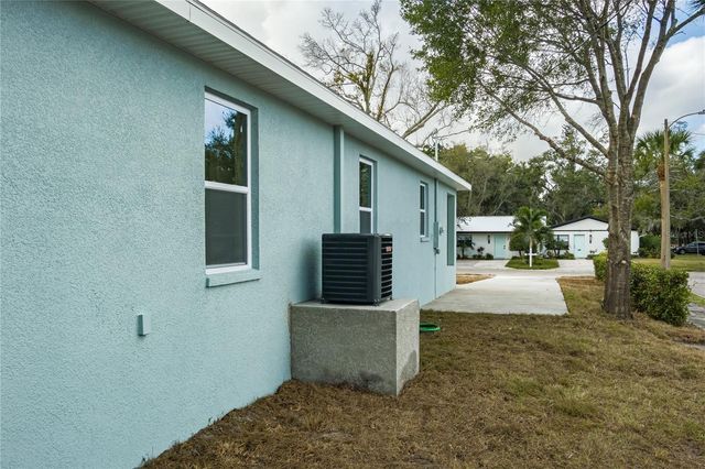 305 19TH STREET EAST, Bradenton, FL 34208