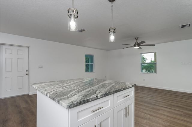 305 19TH STREET EAST, Bradenton, FL 34208