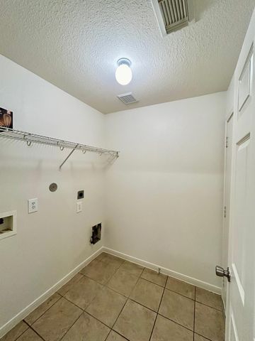 17522 Prospect Meadows Drive, Houston, TX 77095