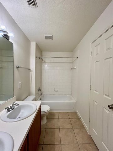 17522 Prospect Meadows Drive, Houston, TX 77095