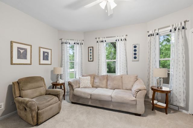 109 Hope Avenue SE, Watertown, MN 55388