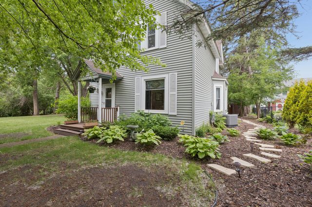 109 Hope Avenue SE, Watertown, MN 55388