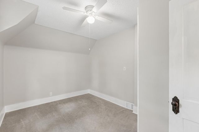 109 Hope Avenue SE, Watertown, MN 55388