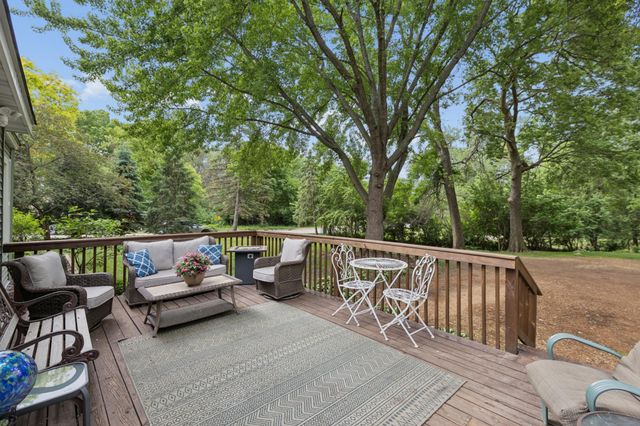 109 Hope Avenue SE, Watertown, MN 55388