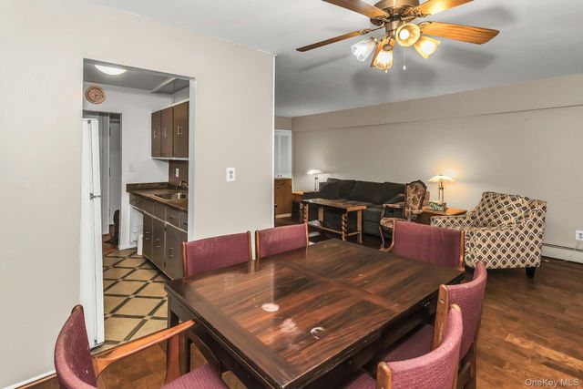 596 Broadway 17A, Lynbrook, NY 11563