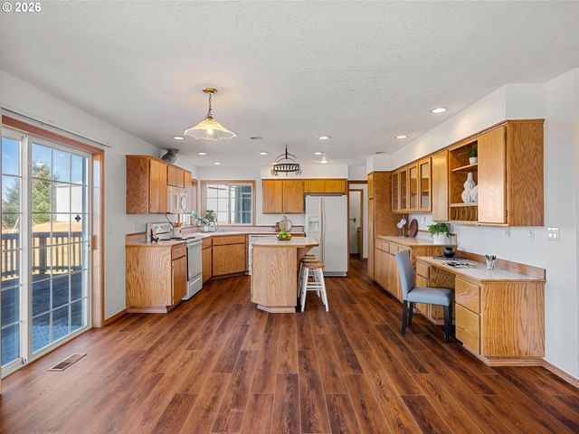 16977 S SPANGLER Rd, Beavercreek, OR 97004