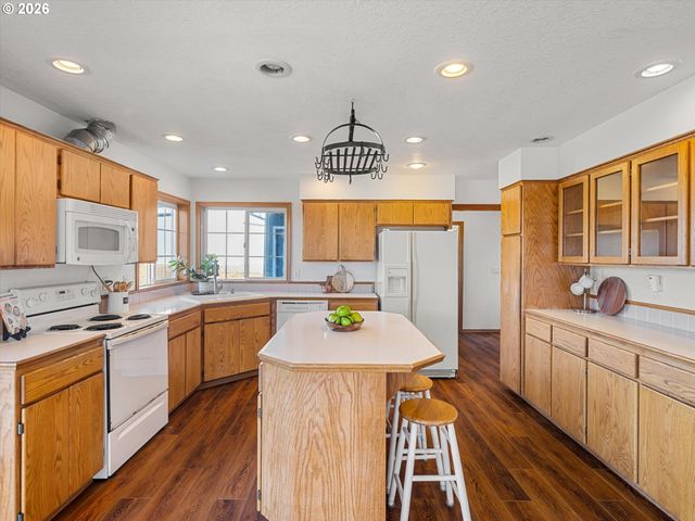 16977 S SPANGLER Rd, Beavercreek, OR 97004