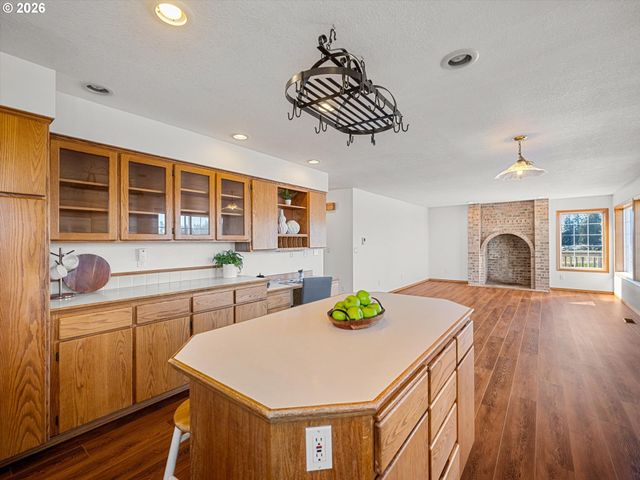 16977 S SPANGLER Rd, Beavercreek, OR 97004