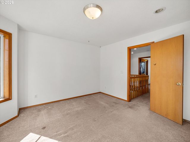 16977 S SPANGLER Rd, Beavercreek, OR 97004