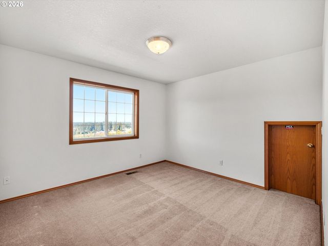 16977 S SPANGLER Rd, Beavercreek, OR 97004