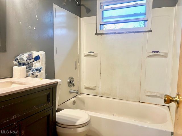 4709 Hillside Avenue, Garfield Heights, OH 44125