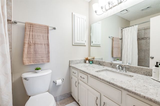 14800 Enterprise Drive 19A, Farmers Branch, TX 75234