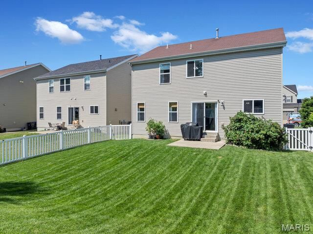 1008 Ashfield Lane, O'fallon, MO 63366