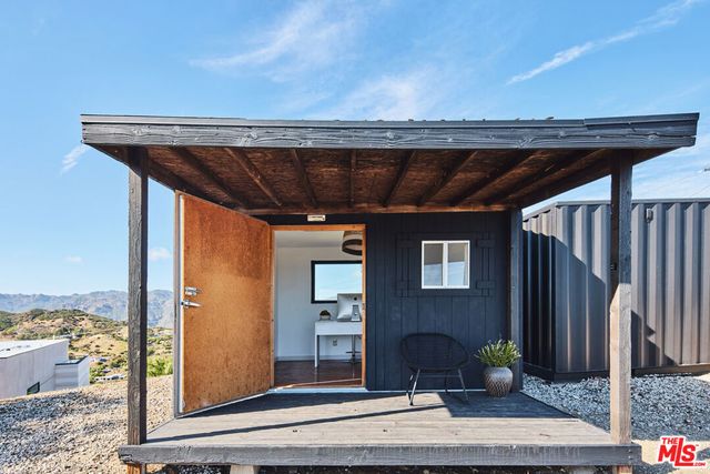 2543 S Foose Road, Malibu, CA 90265