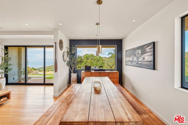 2543 S Foose Road, Malibu, CA 90265