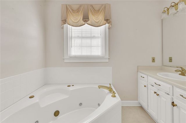 1142 Fox Squirrel Ridge Road, Pickens, SC 29671